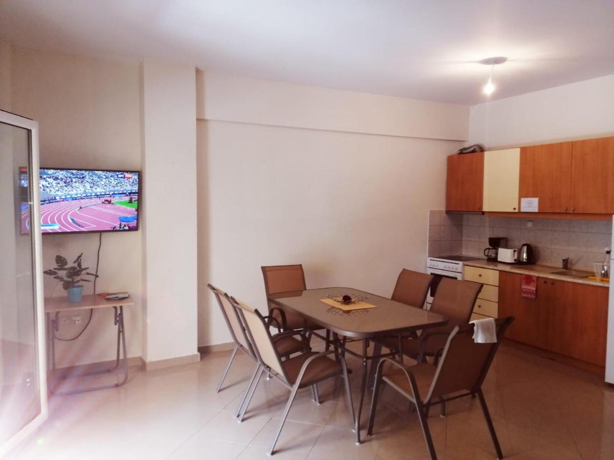 Apartment By The Beach - Nei Epivates Неойе Епиватай Екстериор снимка
